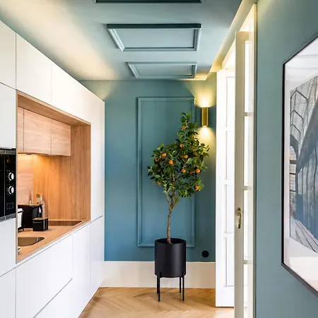 Historic Ribeira Riverside Flat By Lovelystay * Porto